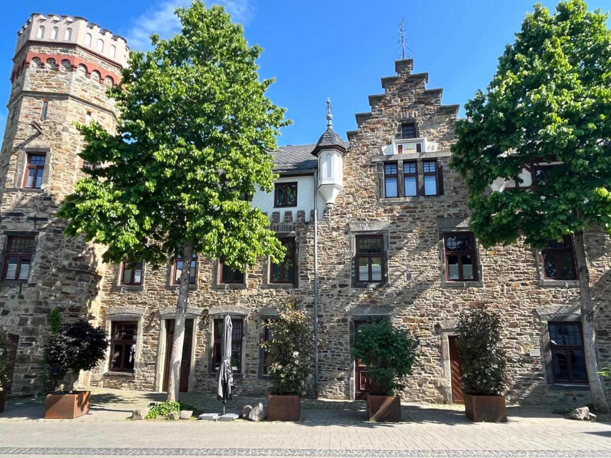 Boutiquehotel Burg Adenbach & Alter Weinbau Bad Neuenahr-Ahrweiler Exterior foto